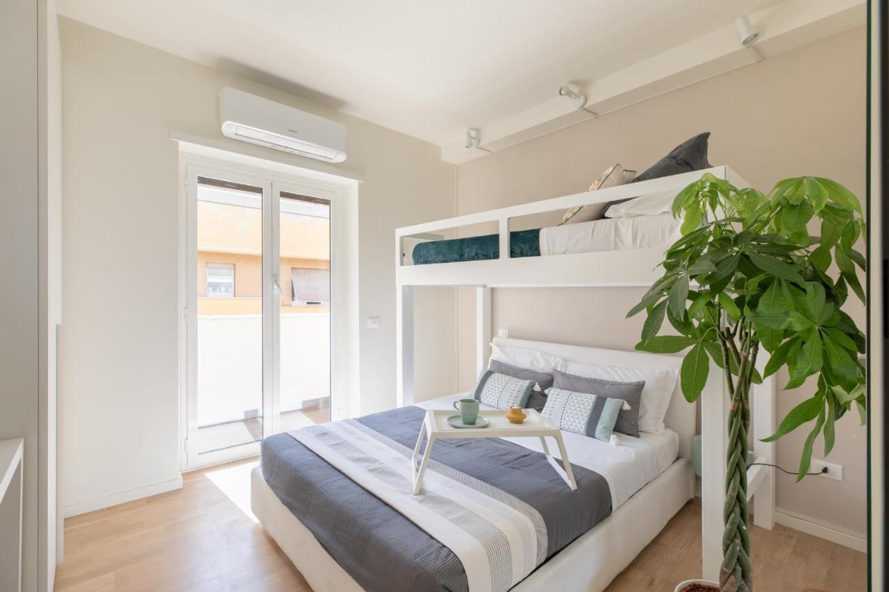 Ferienwohnung Iflat Garbatella Grand Penthouse Rom Exterior foto